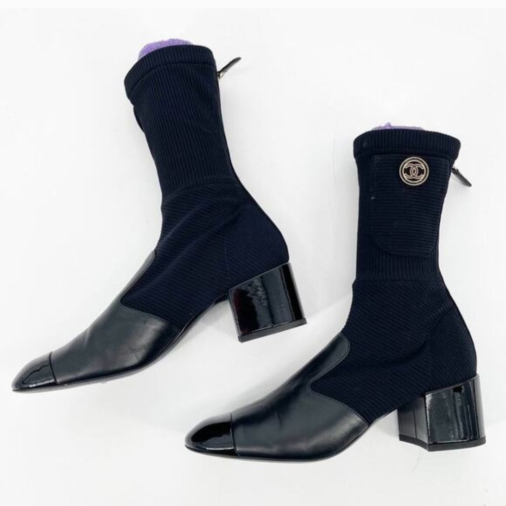 Chanel 2022 Black Knit 8 Logo Patent Cap Toe Mid Heel Sock Booties EU 37.5 - Picture 3 of 9